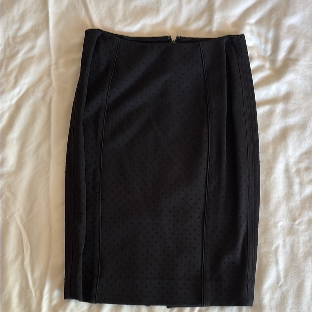 Elegant Black Pencil Skirt